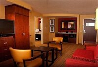 Фото Courtyard Milwaukee Airport