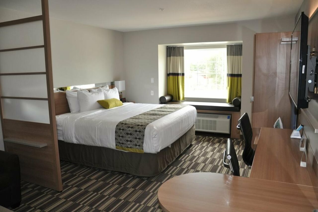 Фото Microtel Inn and Suites by Wyndham Lubbock