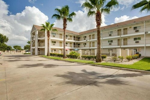 Гостиница Siegel Select Houston в Пасадине