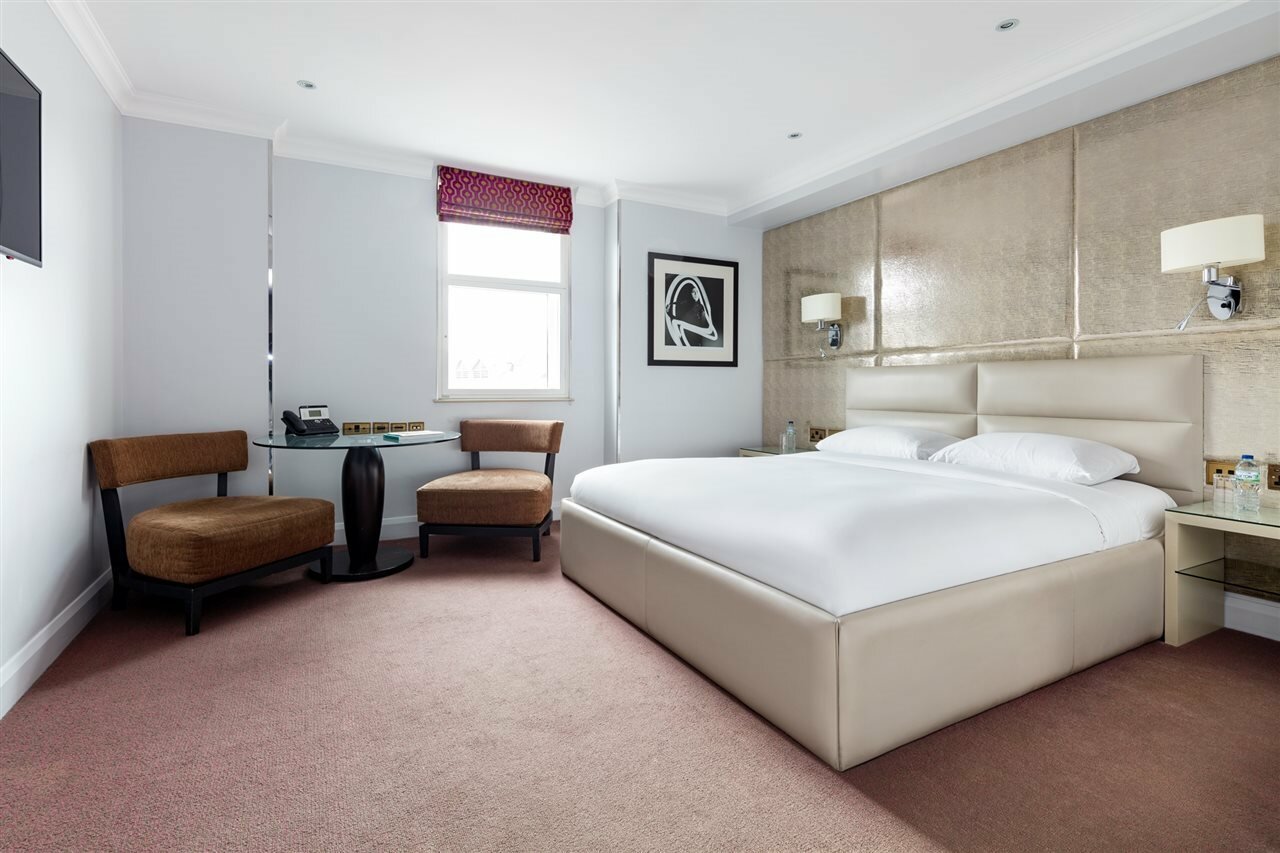 Фото Radisson Blu Edwardian Mercer Street Hotel, London