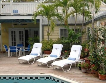 Фото Heron House Court - Adult Only