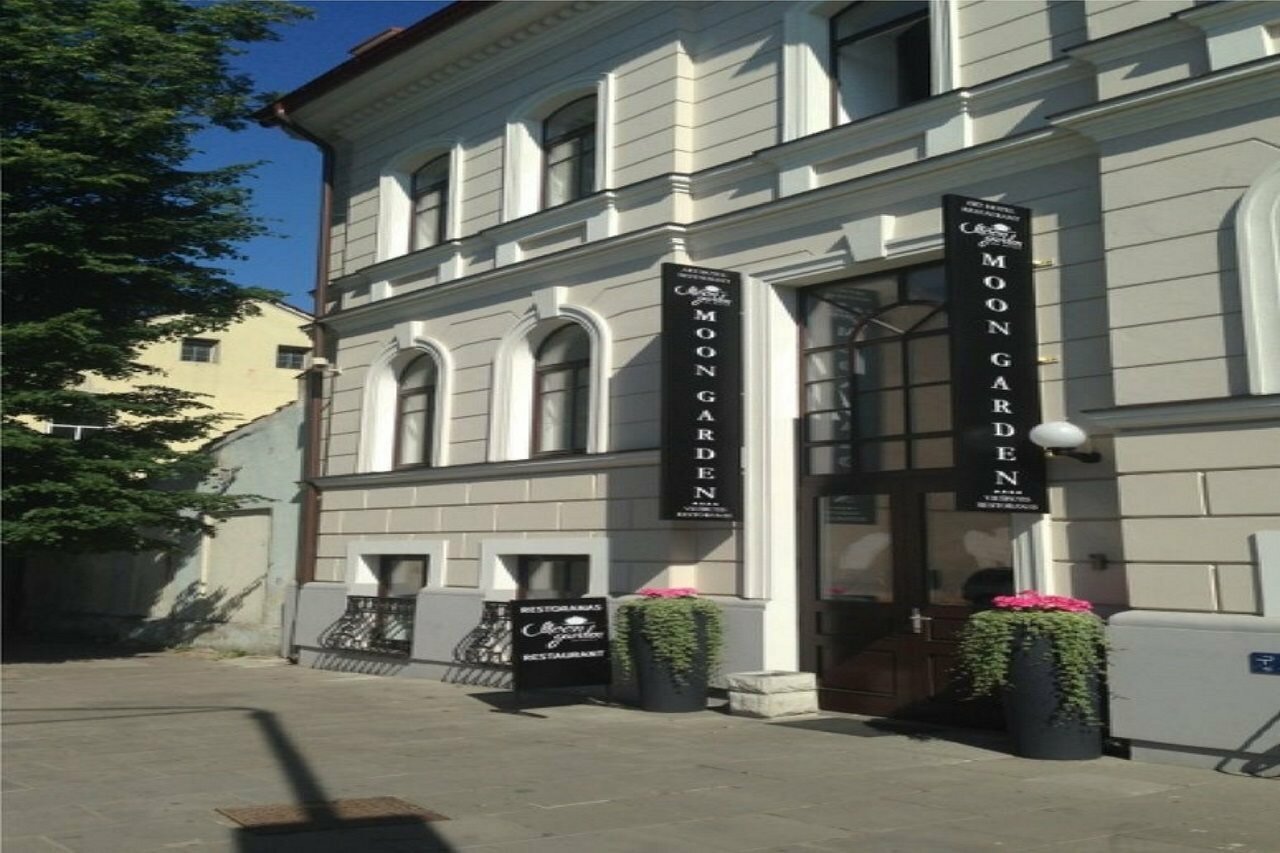 Фото Арт-отель Лунный сад