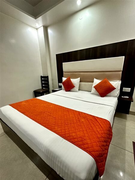 Фото Airport Hotel Mayank Residency