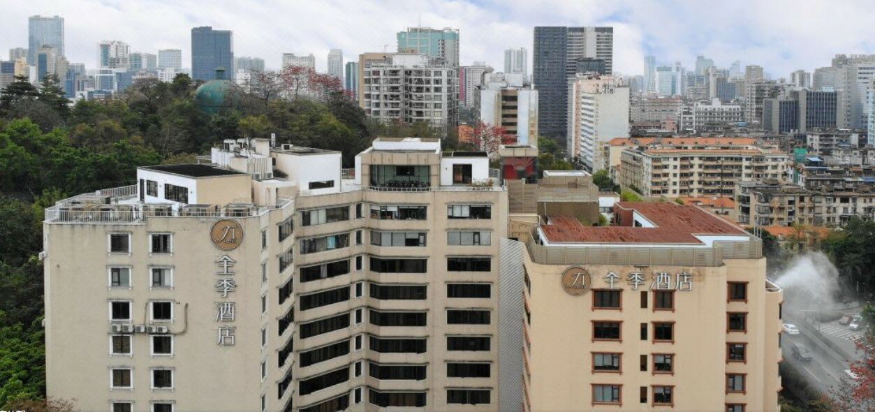 Фото отеля 3