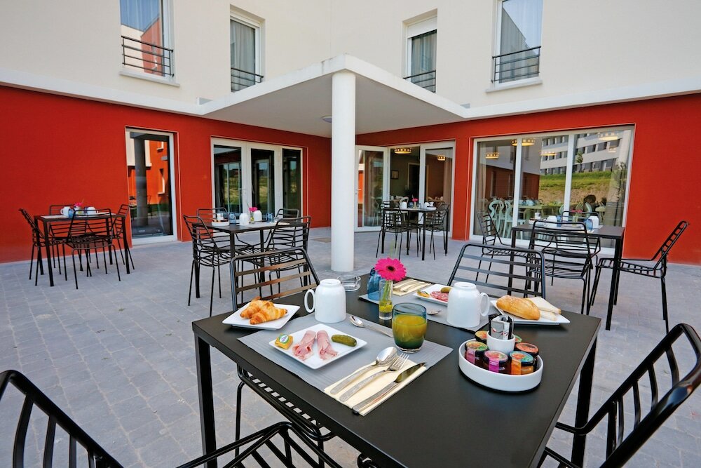 Фото Appart'City Classic Reims Parc des Expositions