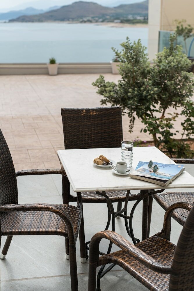 Фото Balos Beach Hotel