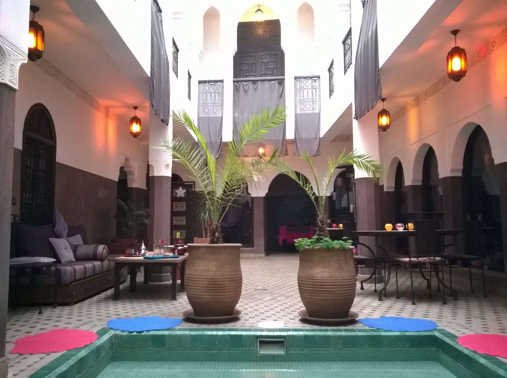 Фото Riad Khabia