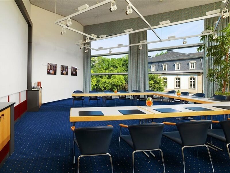 Фото Sheraton Offenbach Hotel