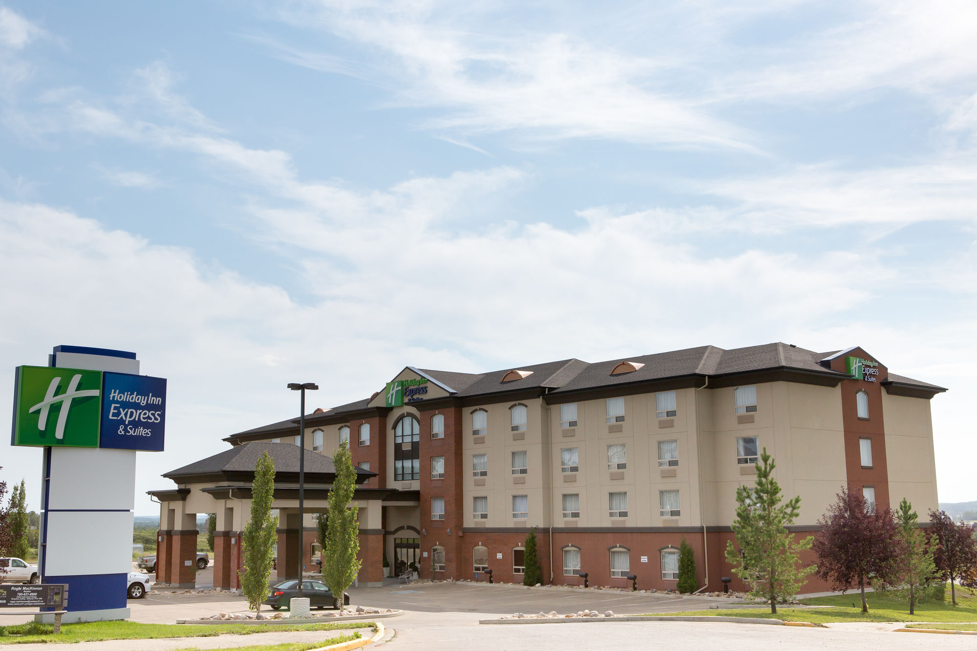 Фото Holiday Inn Express & Suites Drayton Valley