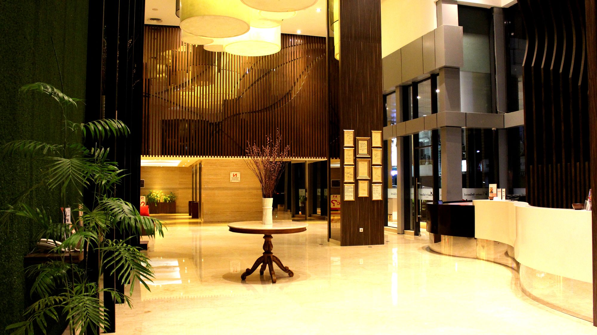 Фото Swiss-Belhotel Cirebon