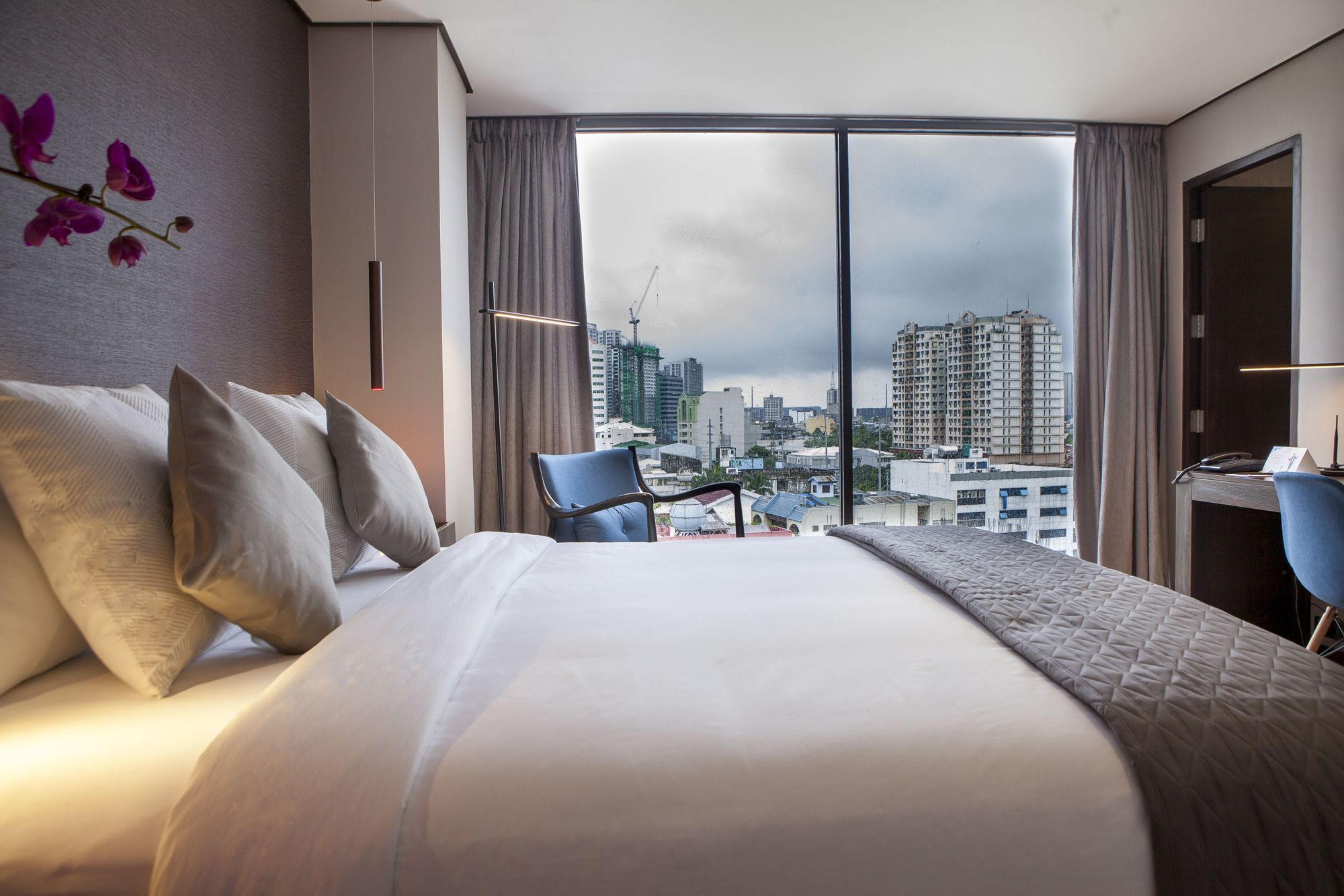 Фото Ramada Encore by Wyndham Makati