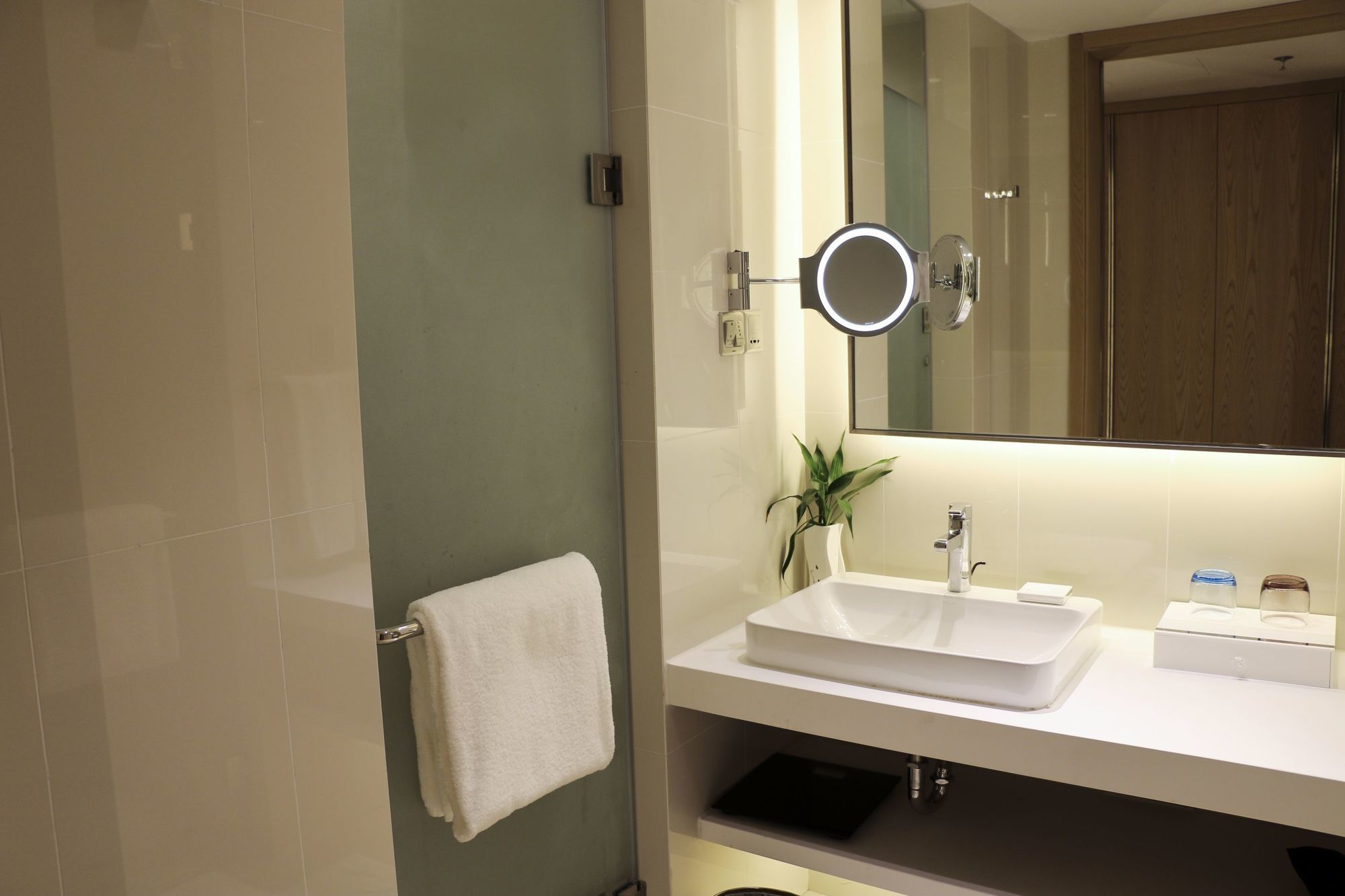 Фото Sanya Phoenix Airport Hotel