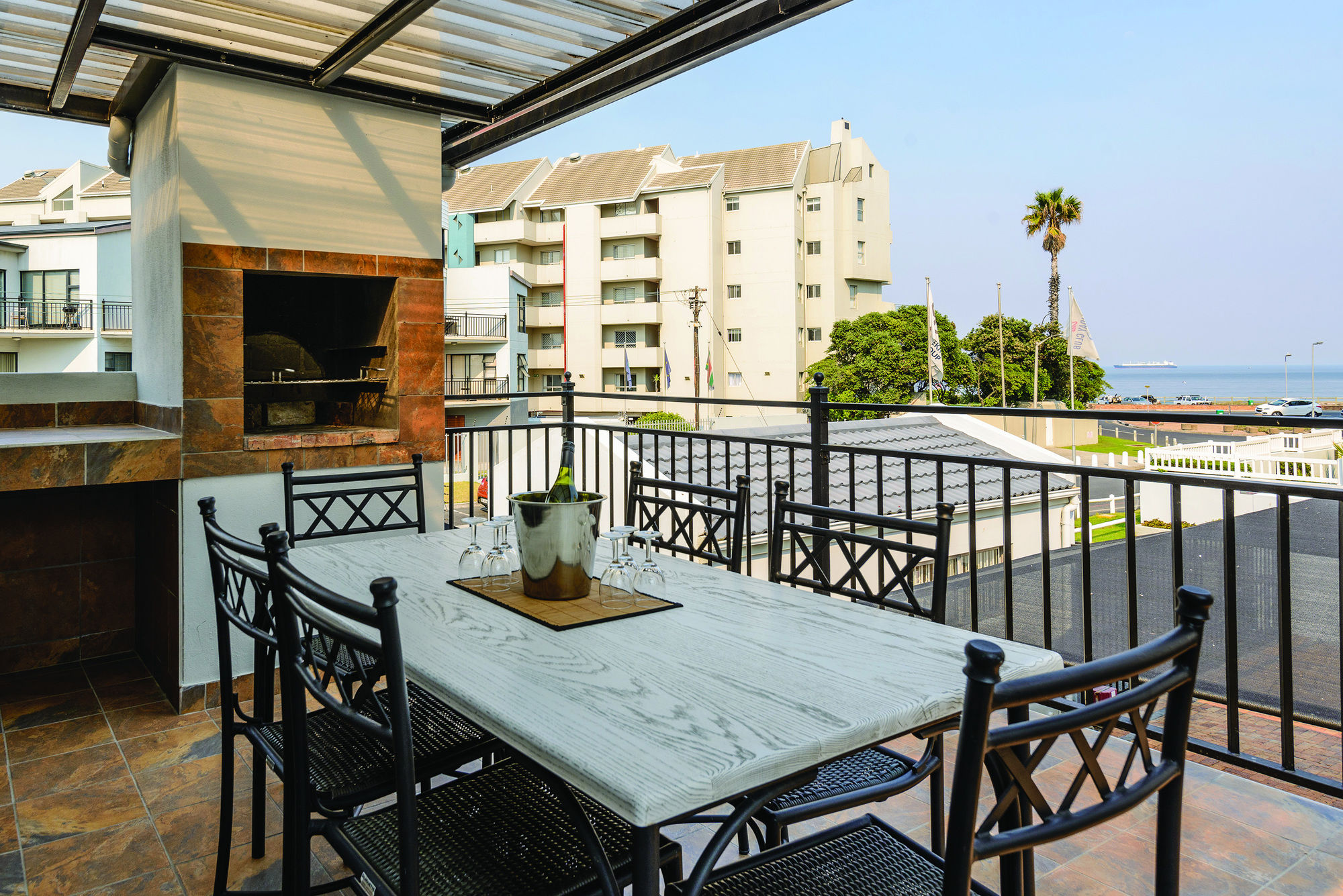 Фото Table View Villas