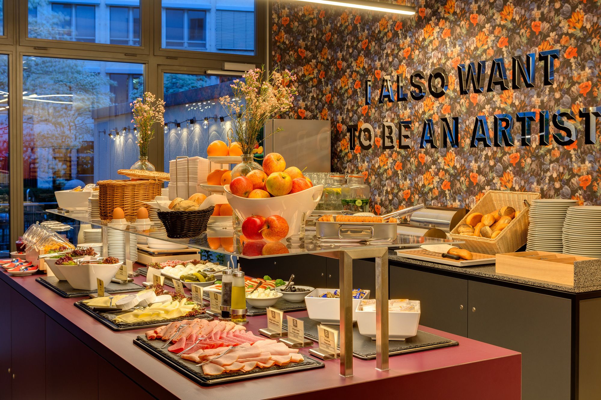 Фото Meininger Hotel Leipzig Hauptbahnhof