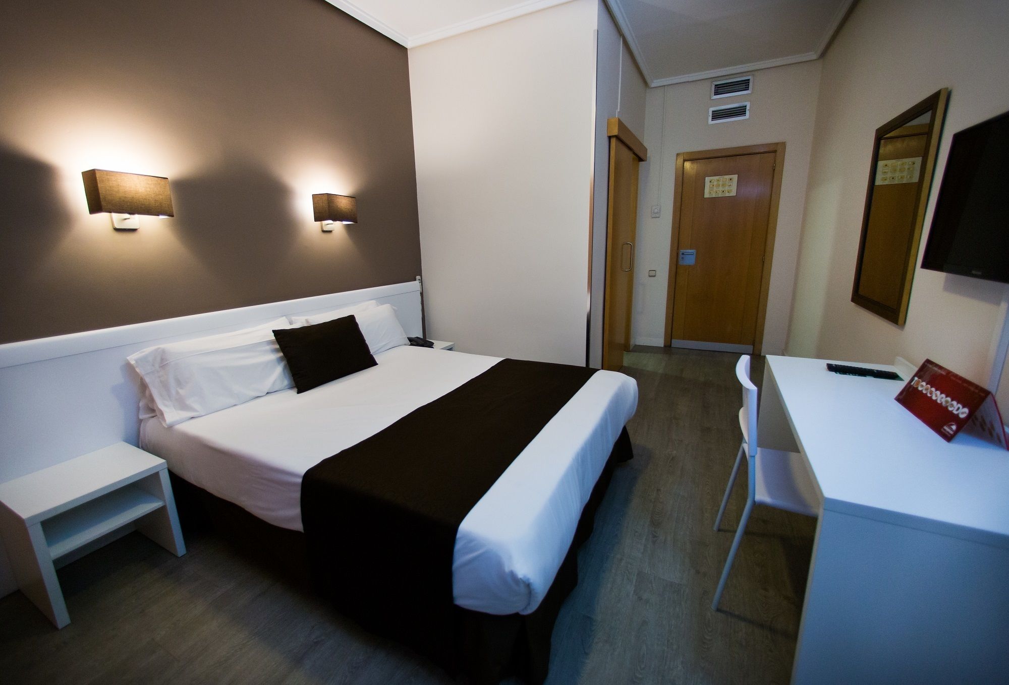 Фото Sweet Hotel Continental