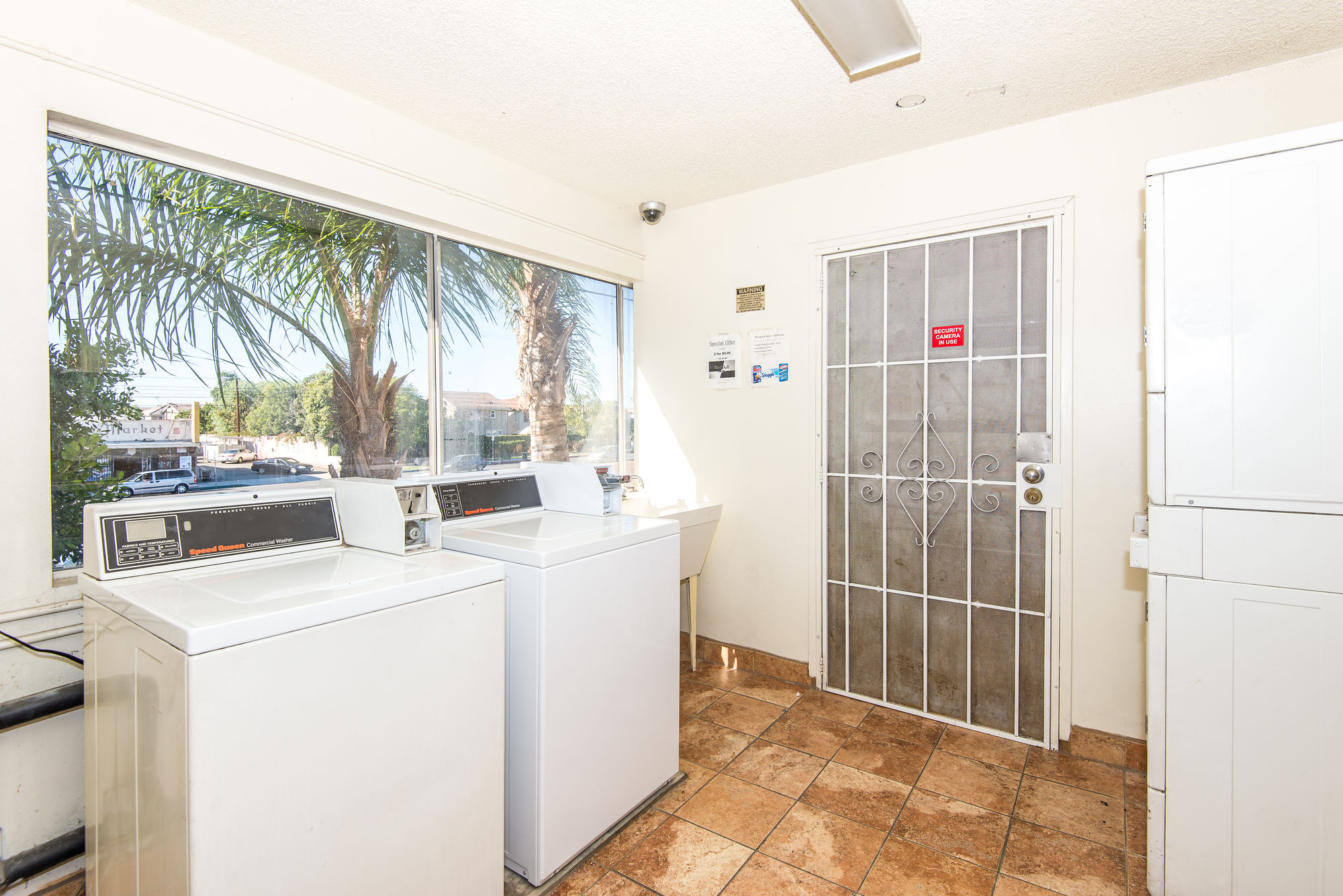 Фото Sea Rock Inn - Los Angeles