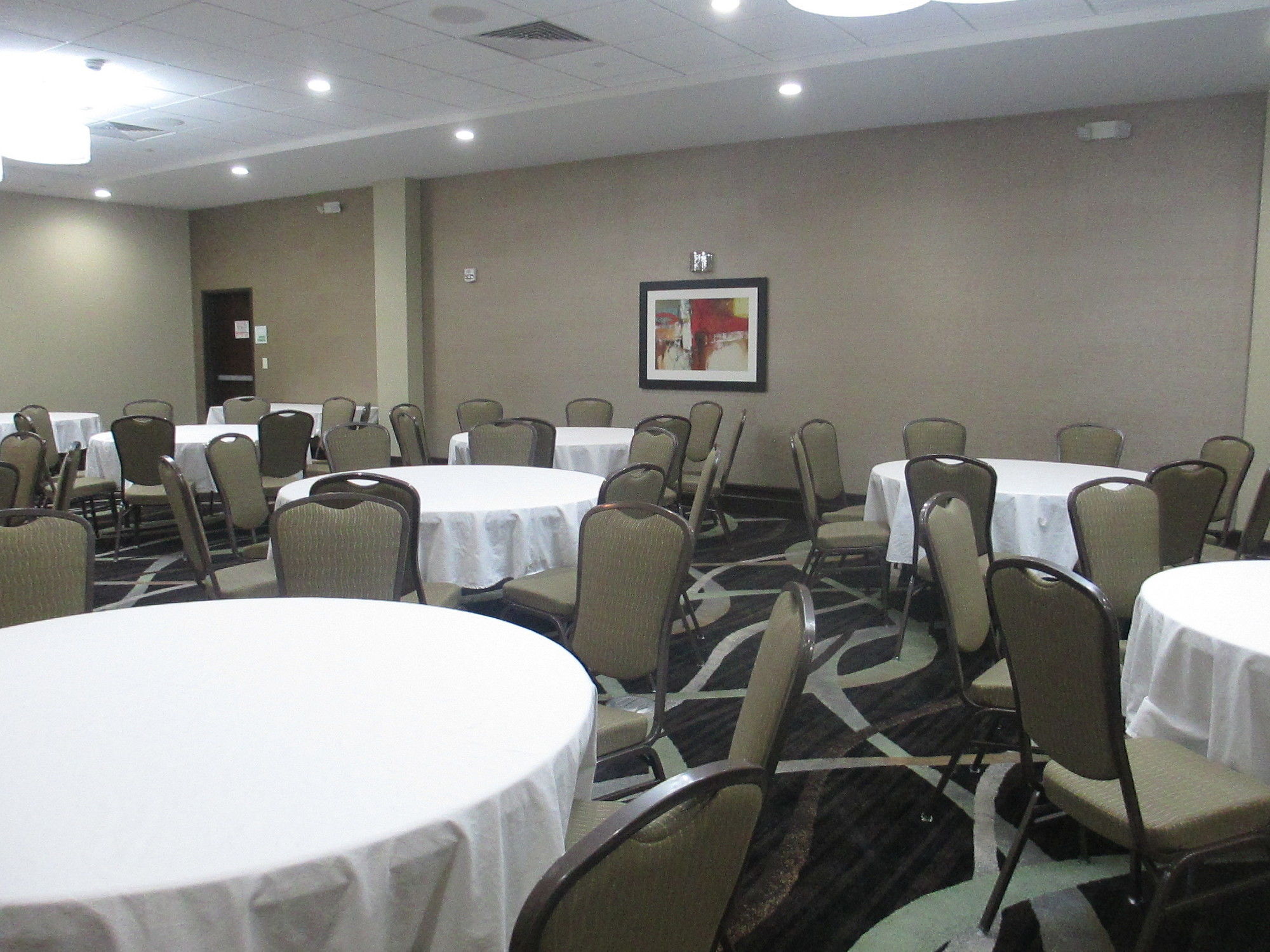 Фото Holiday Inn Salina, an Ihg Hotel