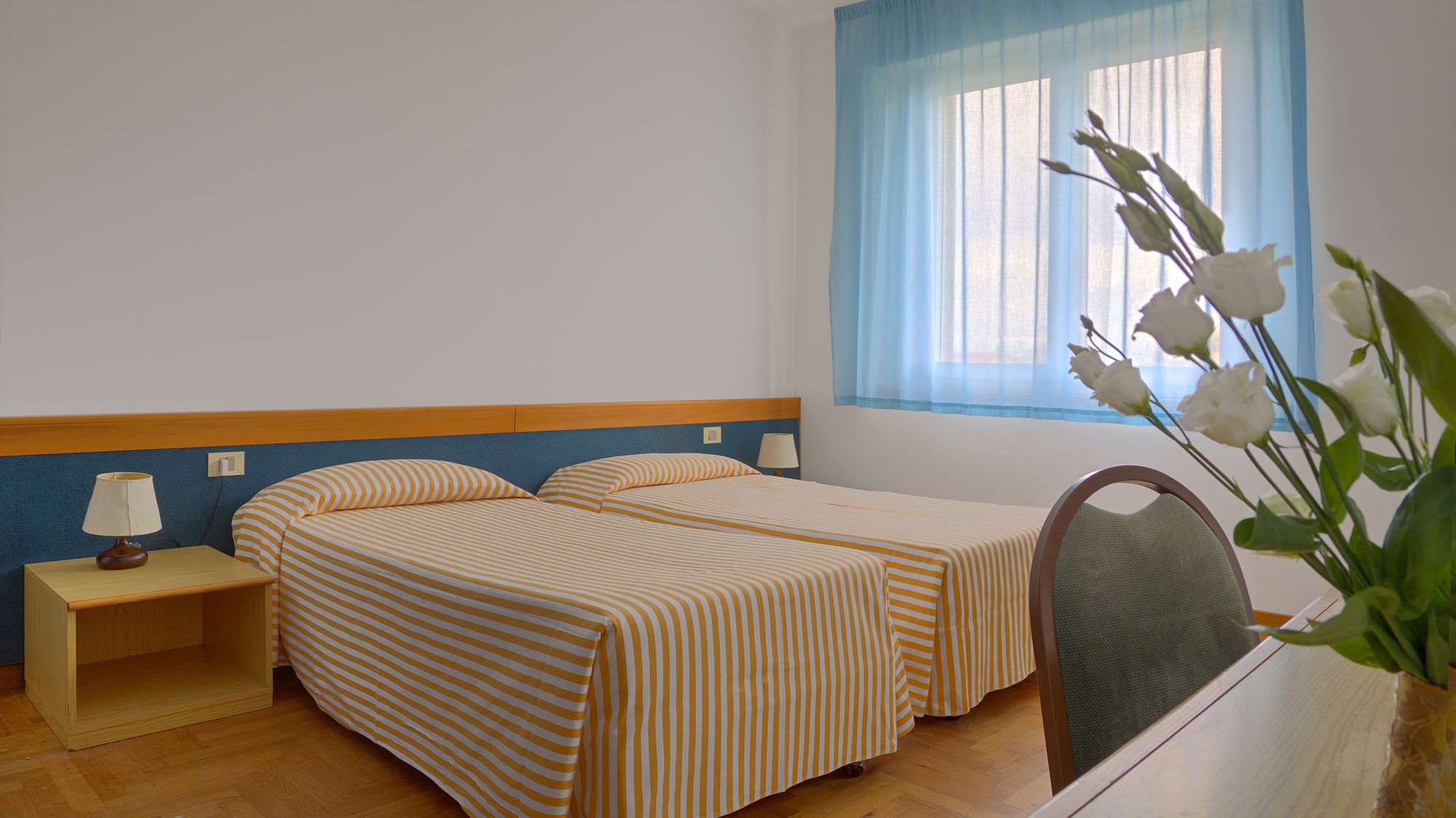 Фото Mistral Hotel