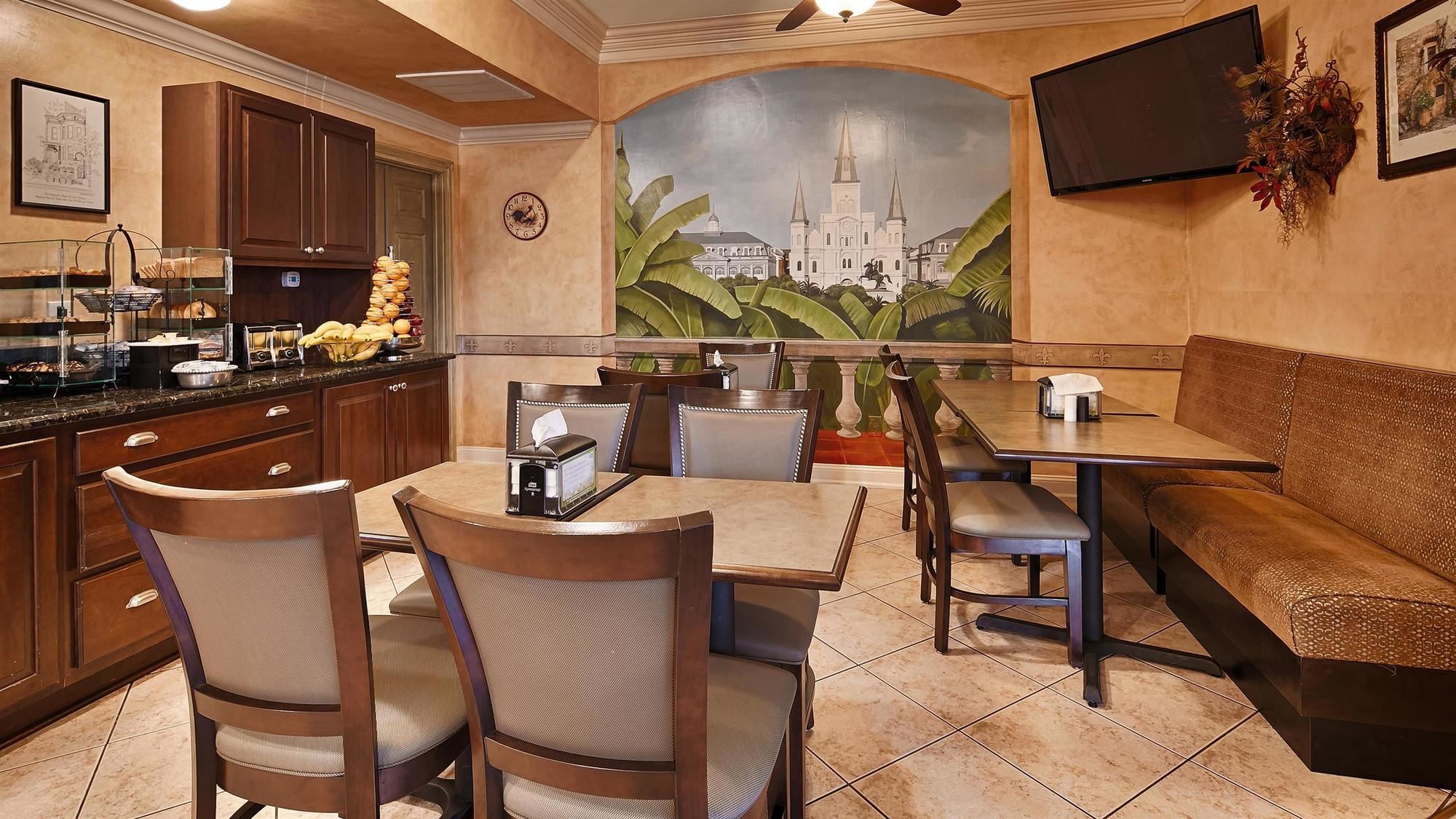 Фото Best Western Plus Westbank