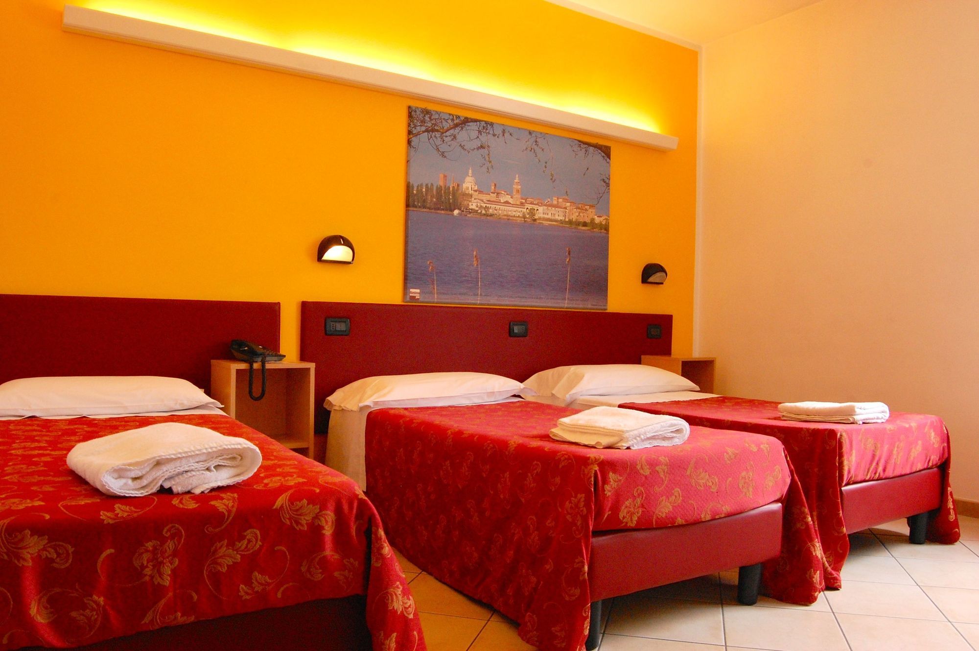 Фото ABC Comfort Hotel Mantua City Centre