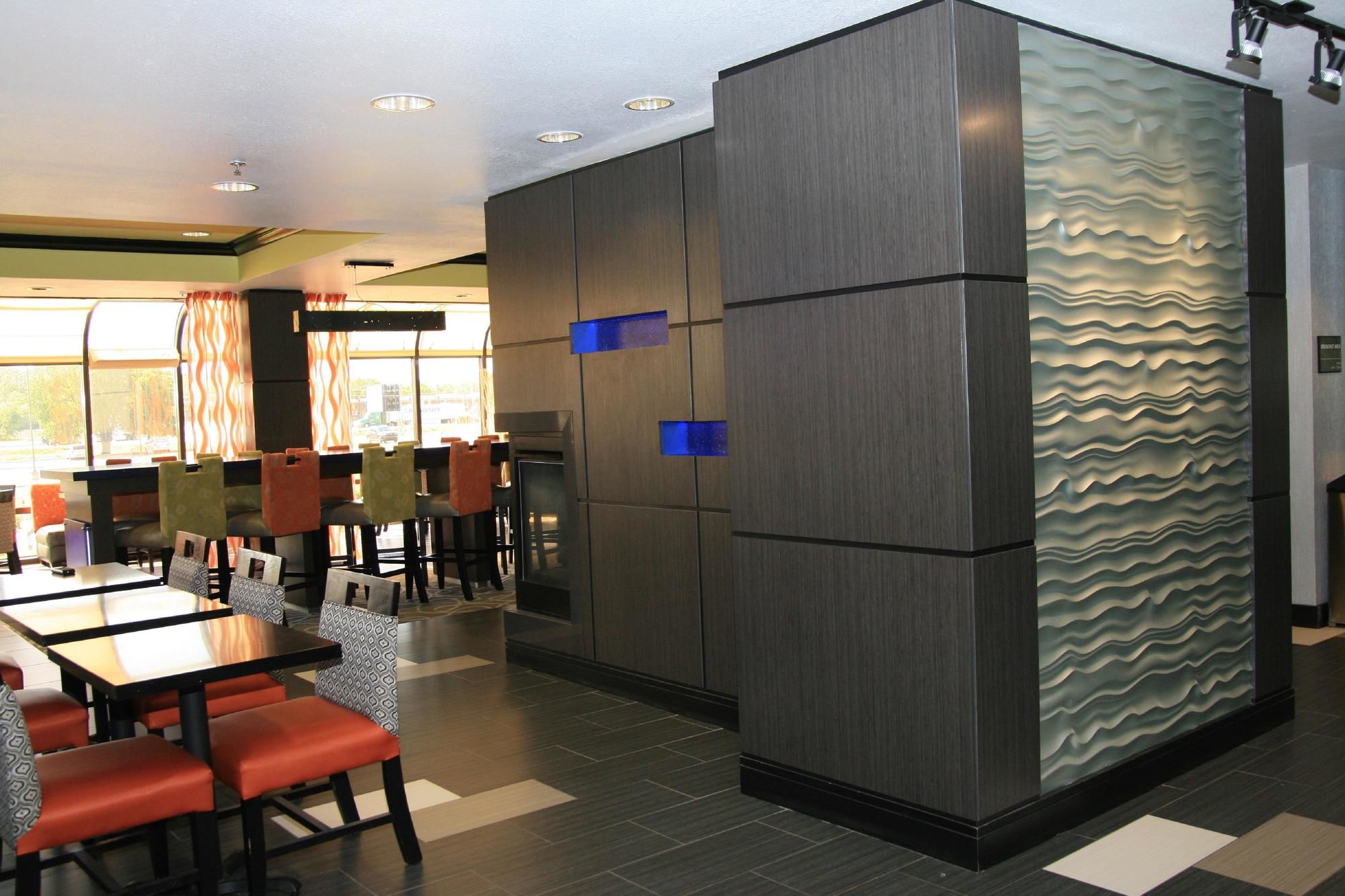 Фото Hampton Inn Muskogee