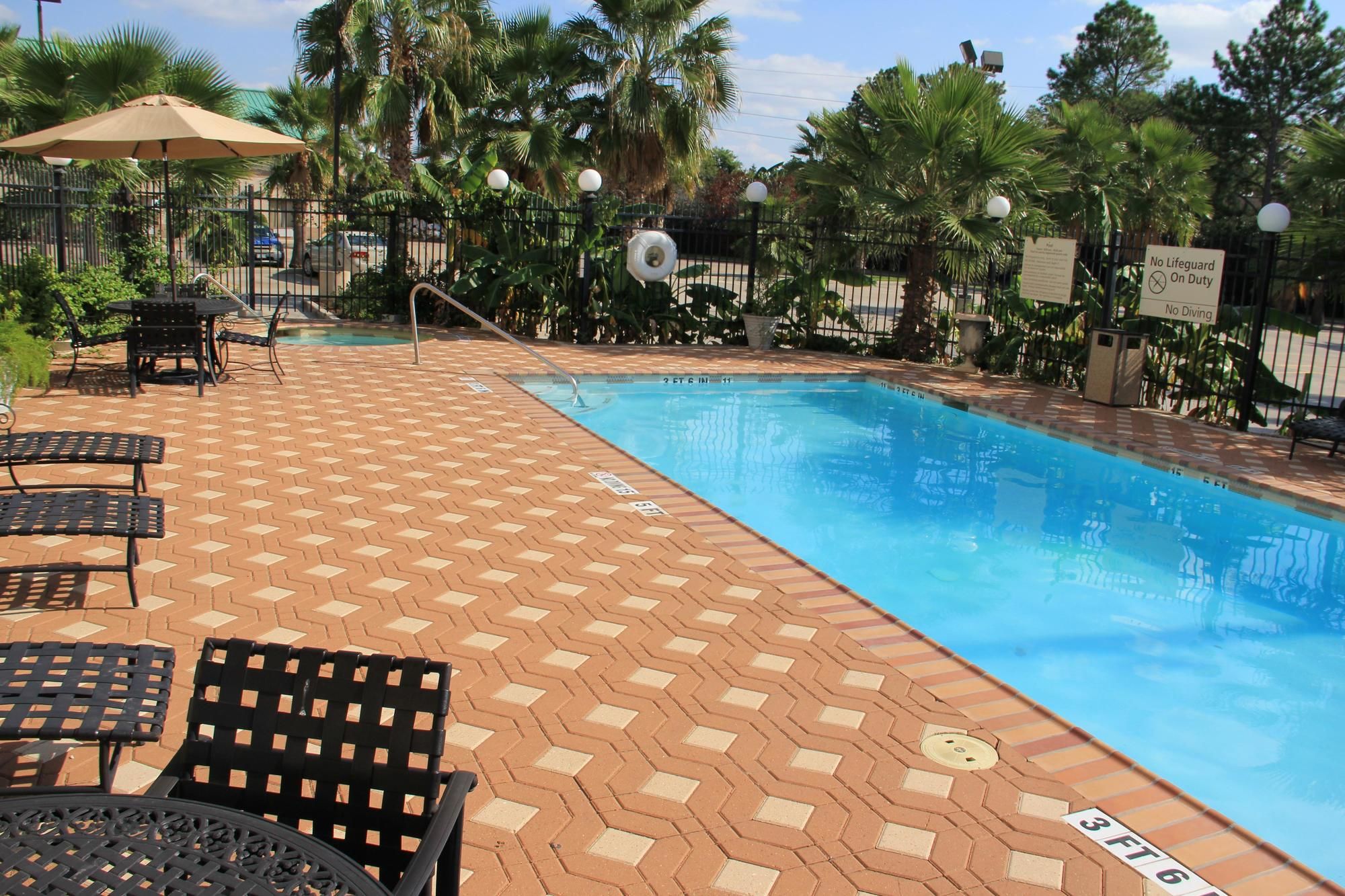 Фото Hampton Inn & Suites Houston Katy