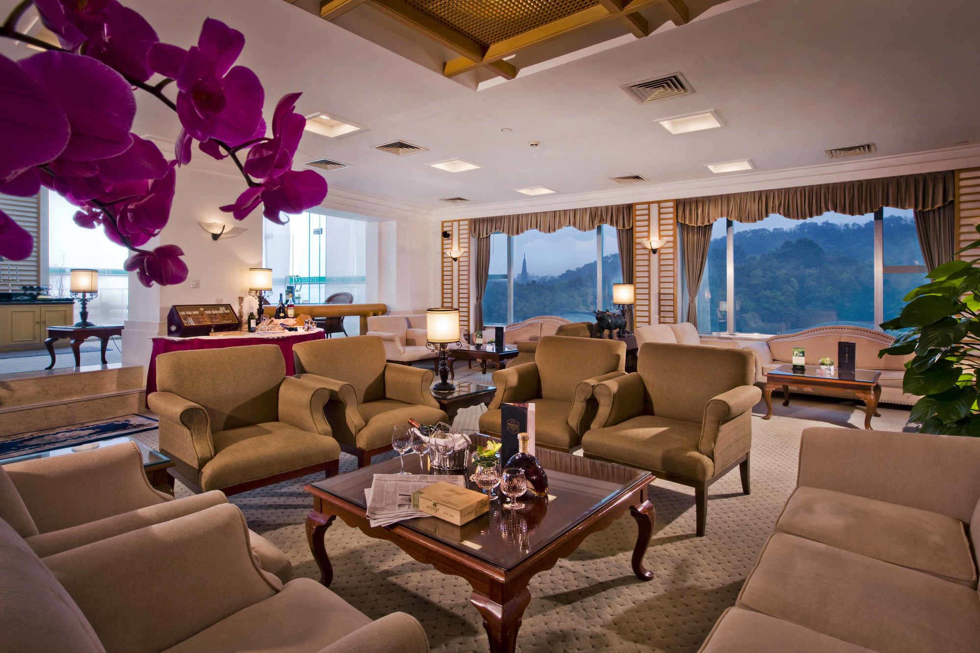 Фото Zhejiang Narada Grand Hotel