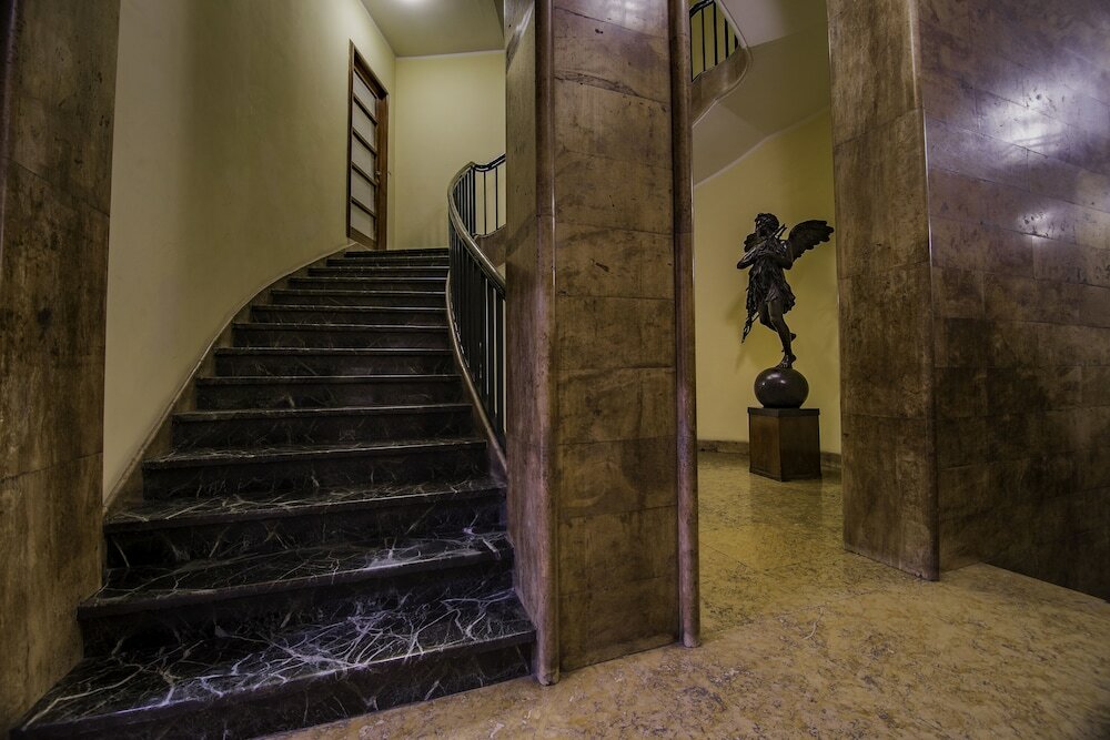 Фото Luxury Rooms H 2000 Roma