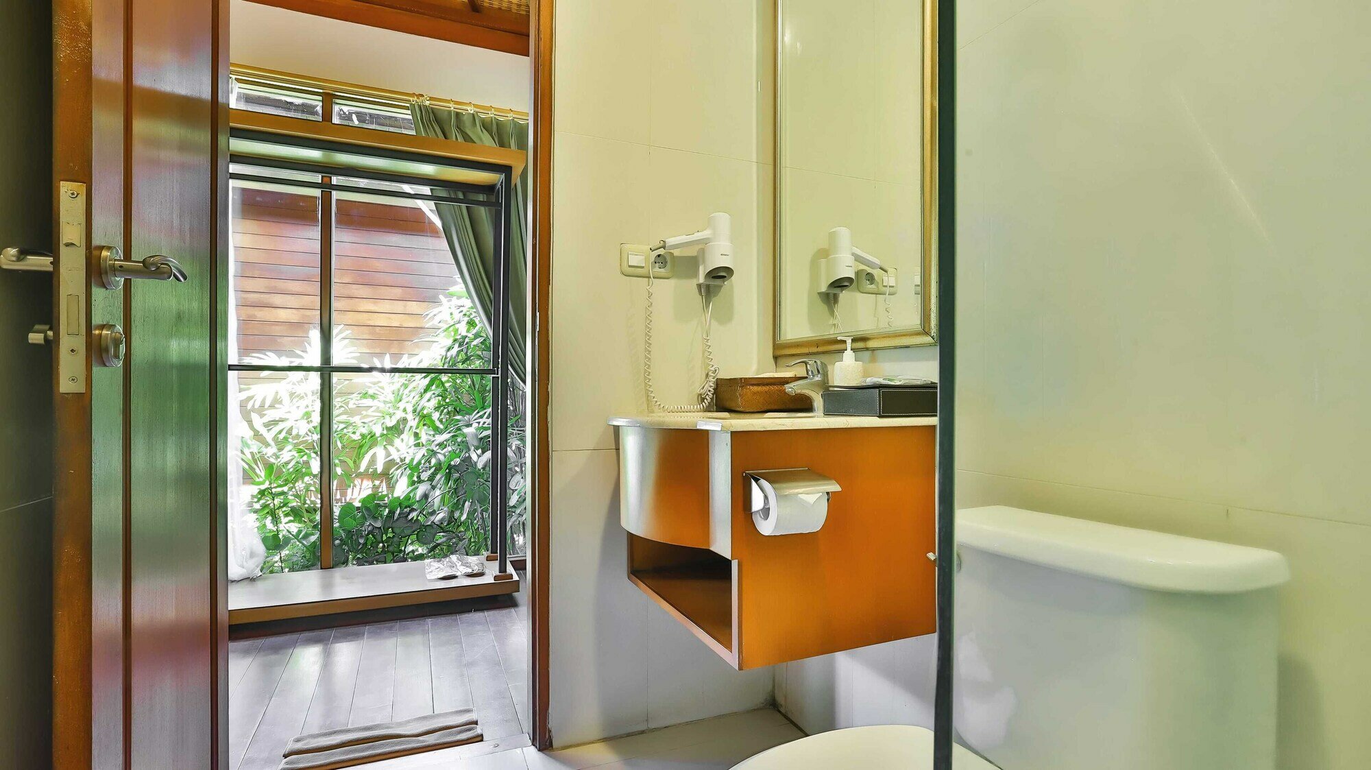 Фото Disini Luxury Spa Villas