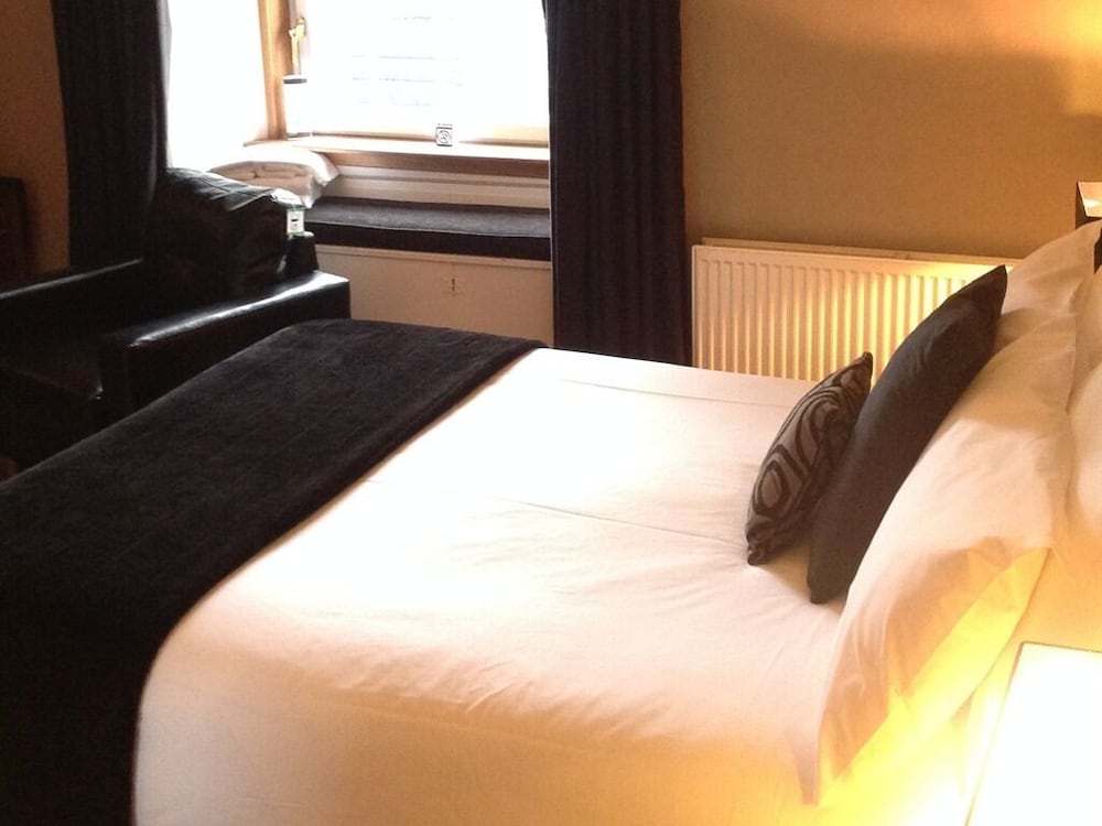 Фото Glazert Country House Hotel