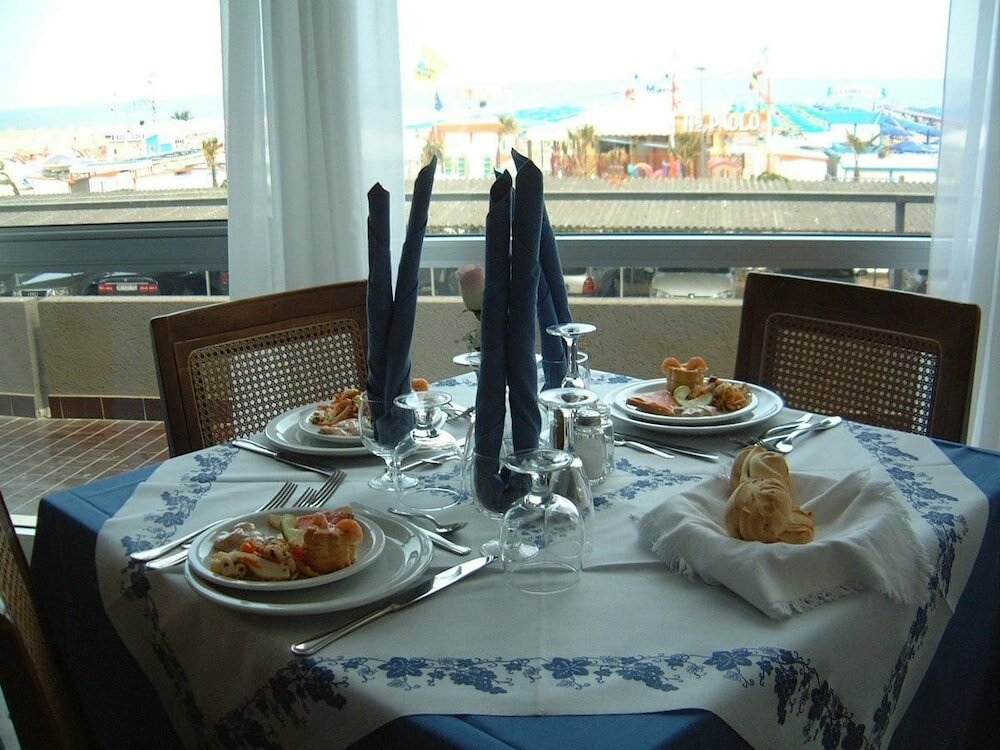 Фото Hotel Artide