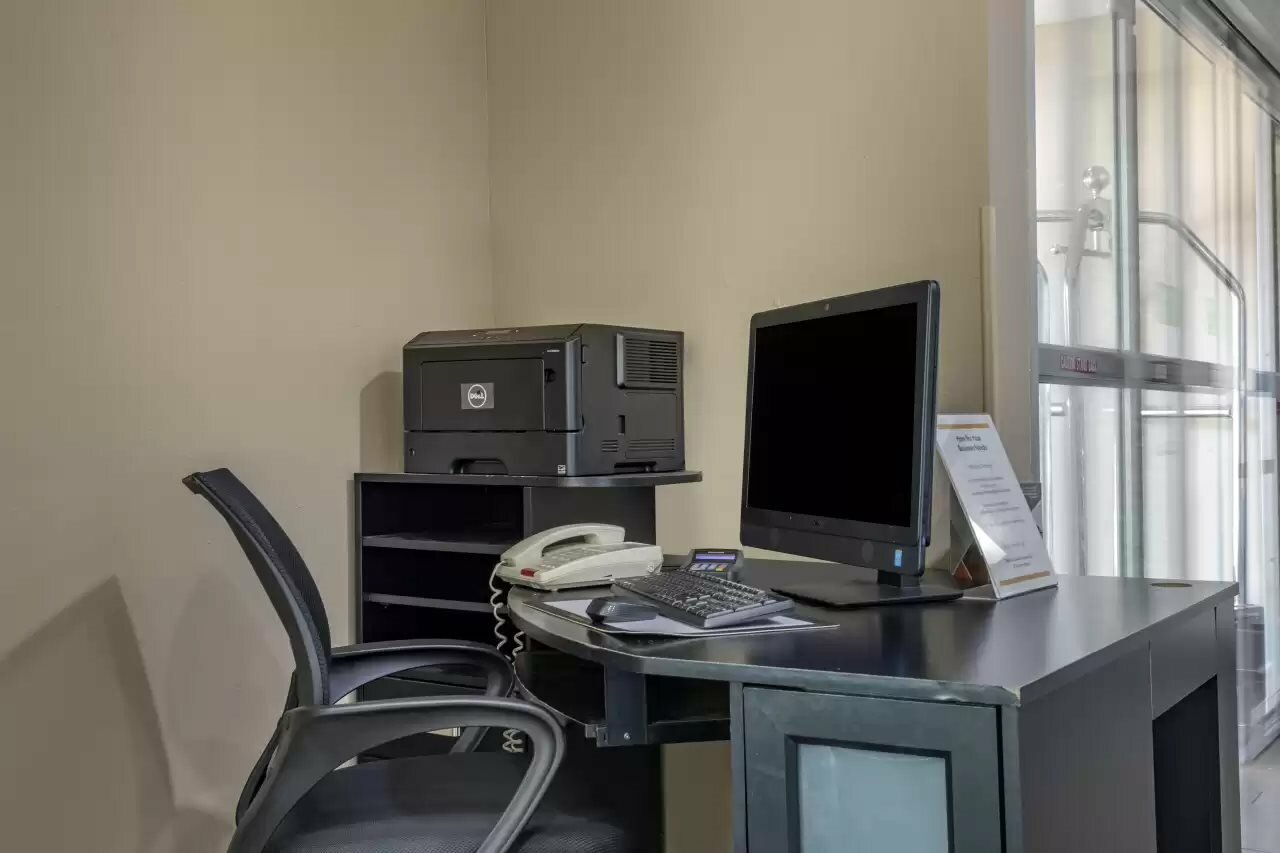 Фото Comfort Suites Plano - Dallas North