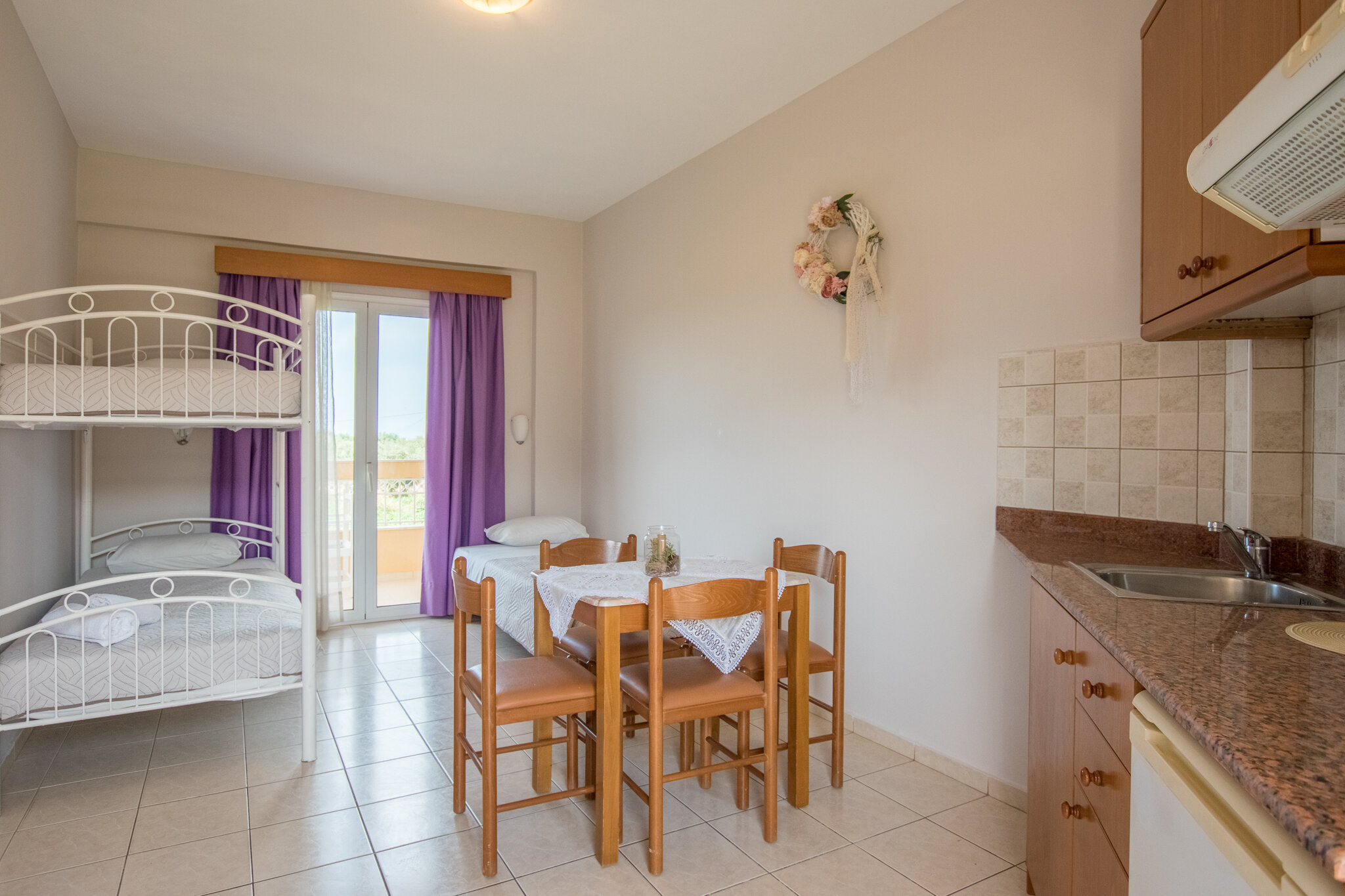 Фото Danelis Studios and Apartments