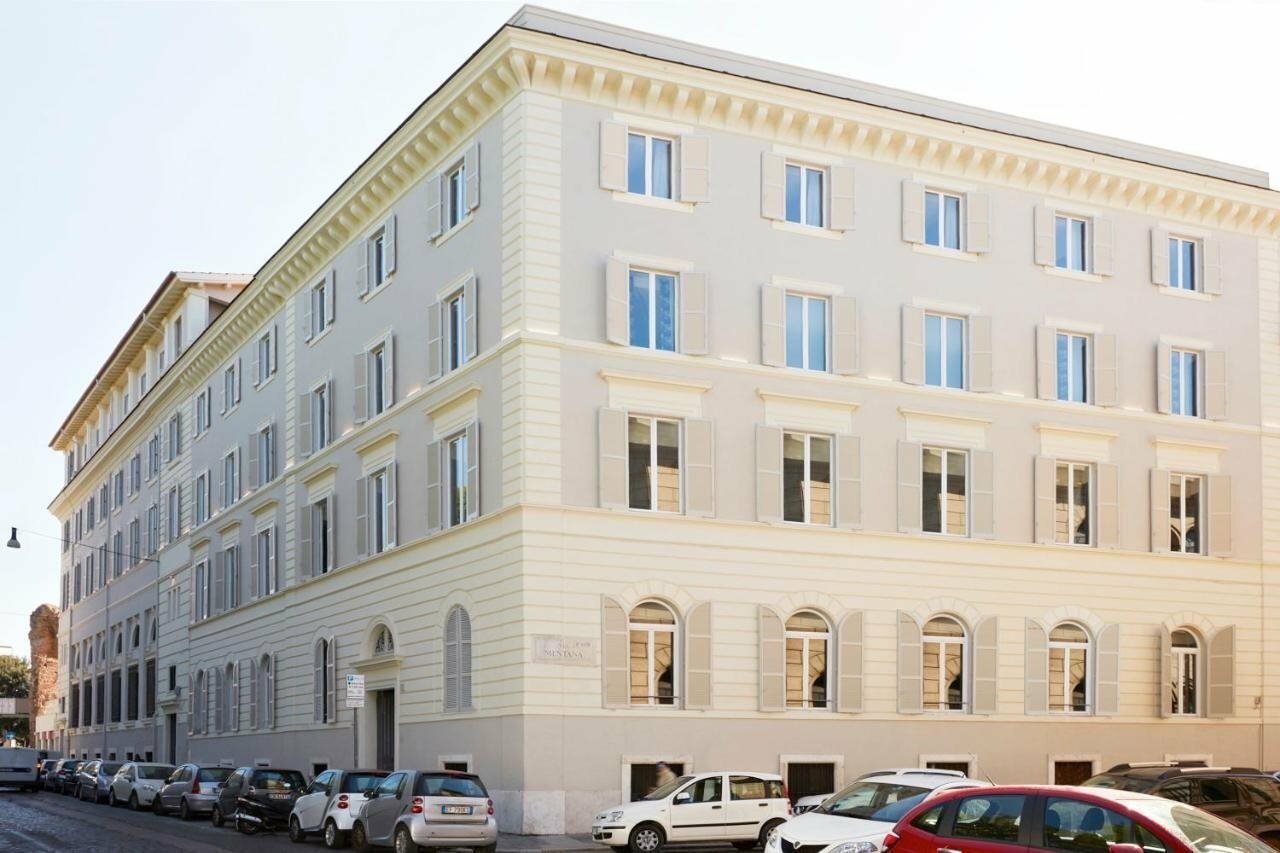 Фото Hotel The Building