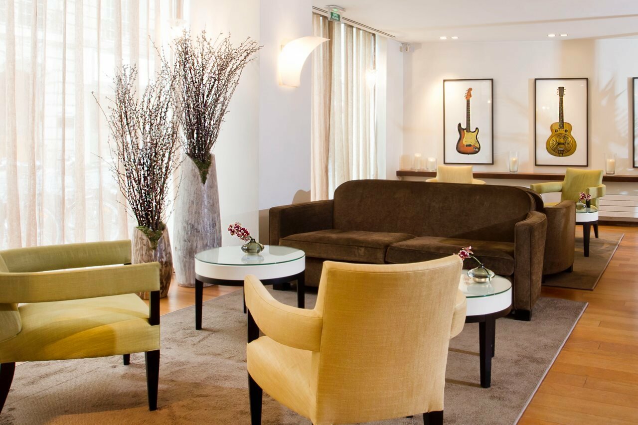 Фото Hotel Le Colisee