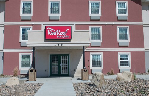 Гостиница Red Roof Inn & Suites Dickinson в Дикинсоне