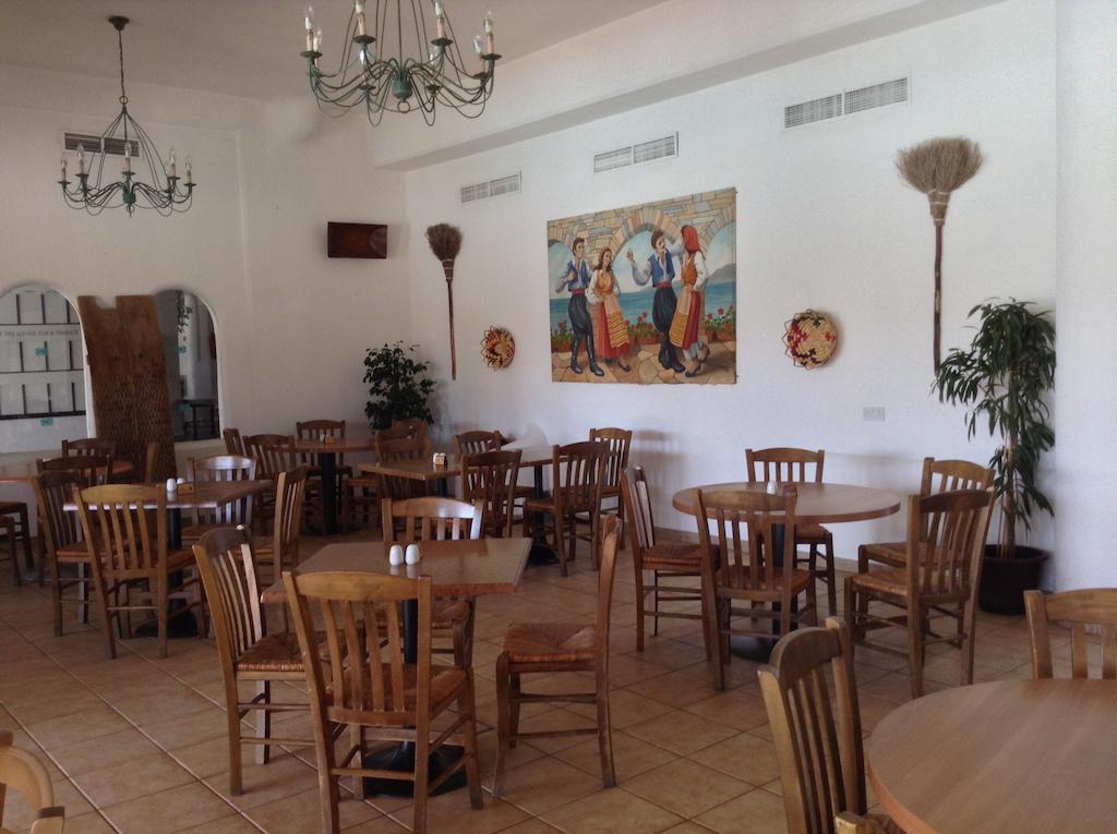 Фото Paphos Gardens Holiday Resort