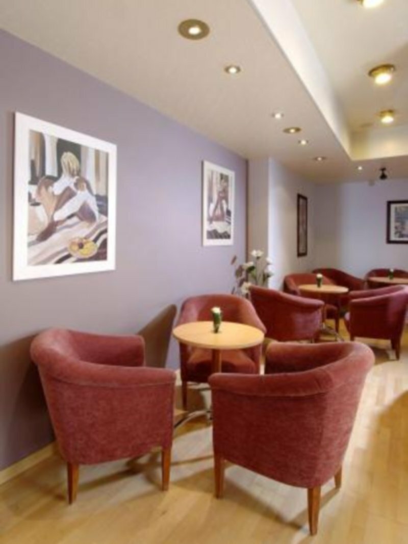 Фото First Euroflat Hotel
