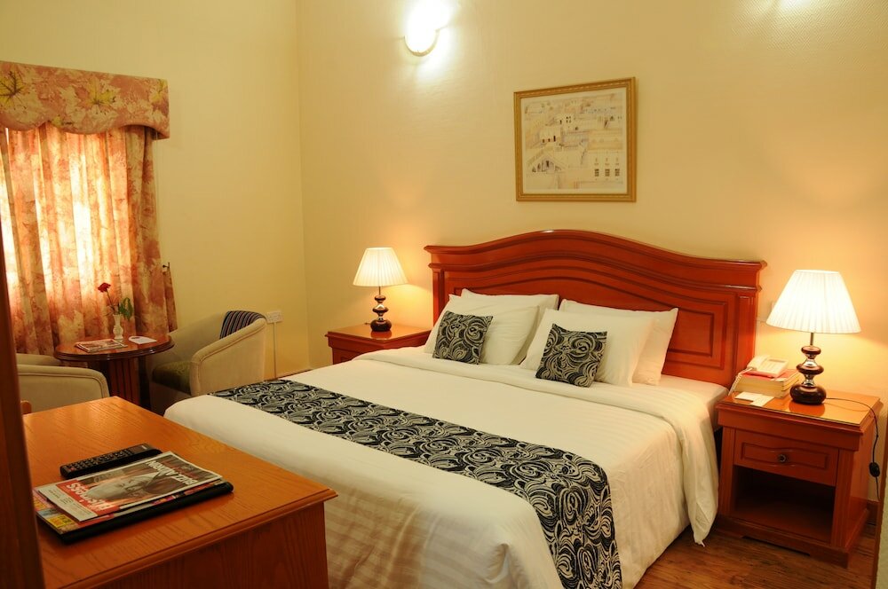 Фото Gulf Gate Hotel