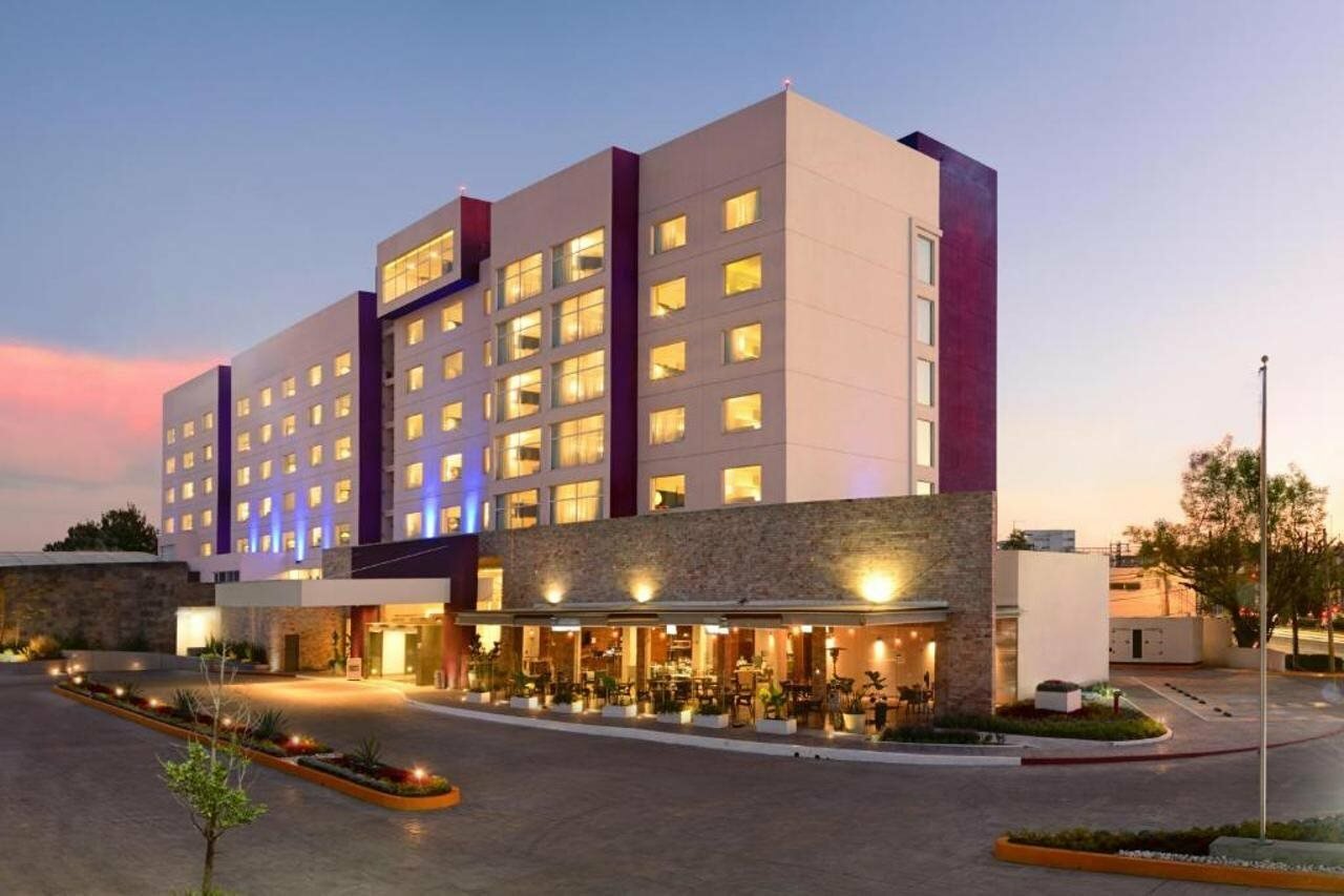 Фото отеля 1