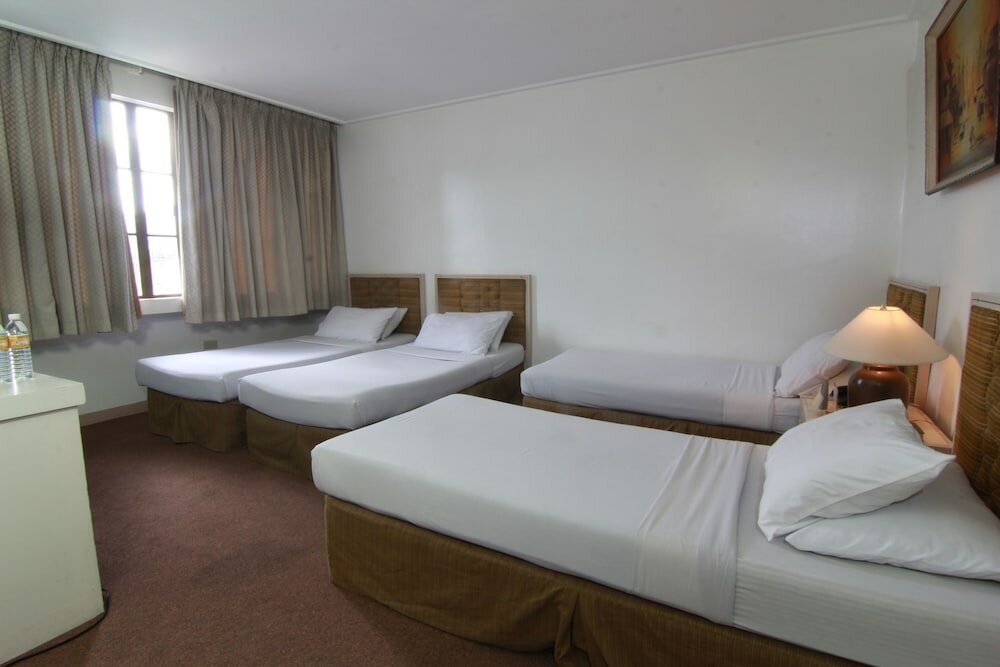 Фото Hotel Supreme