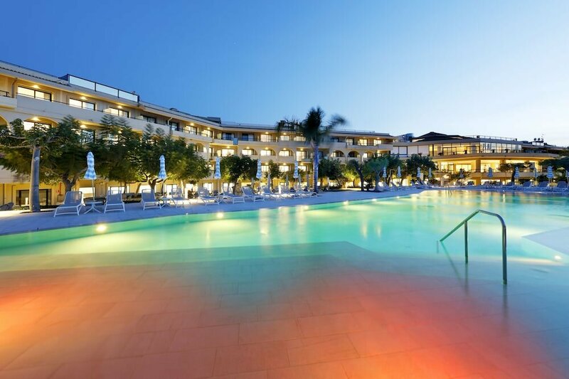 Гостиница Grand Palladium Sicilia Resort & SPA