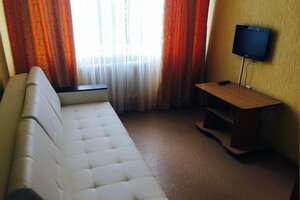 Uyut (Kamensk-Shakhtinskiy, prospekt Karla Marksa, 12), hotel