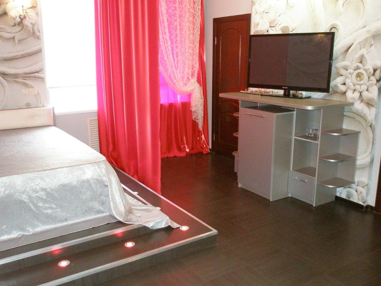 Фото Тополя