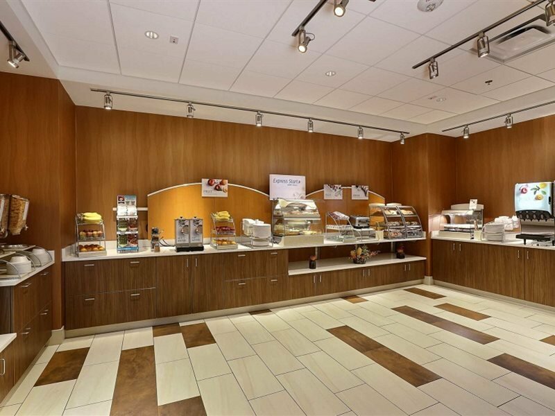 Фото Holiday Inn Express Denver Downtown, an Ihg Hotel