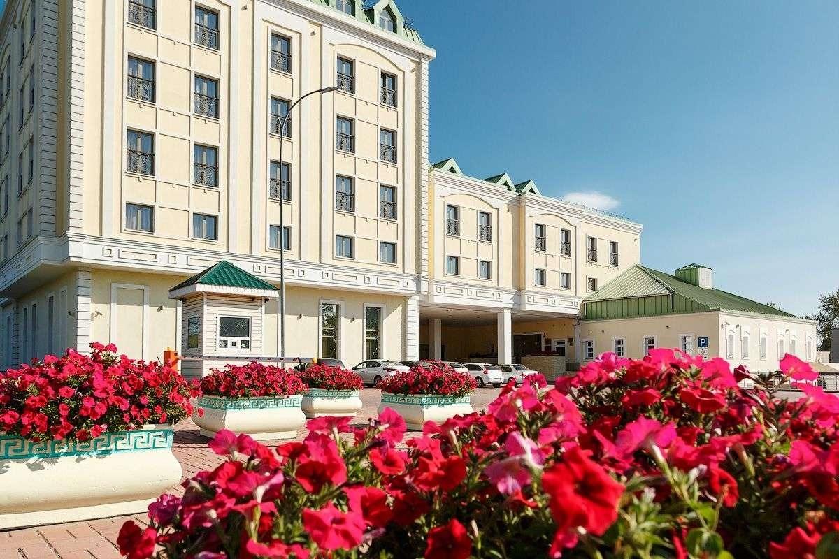 Фото отеля 1