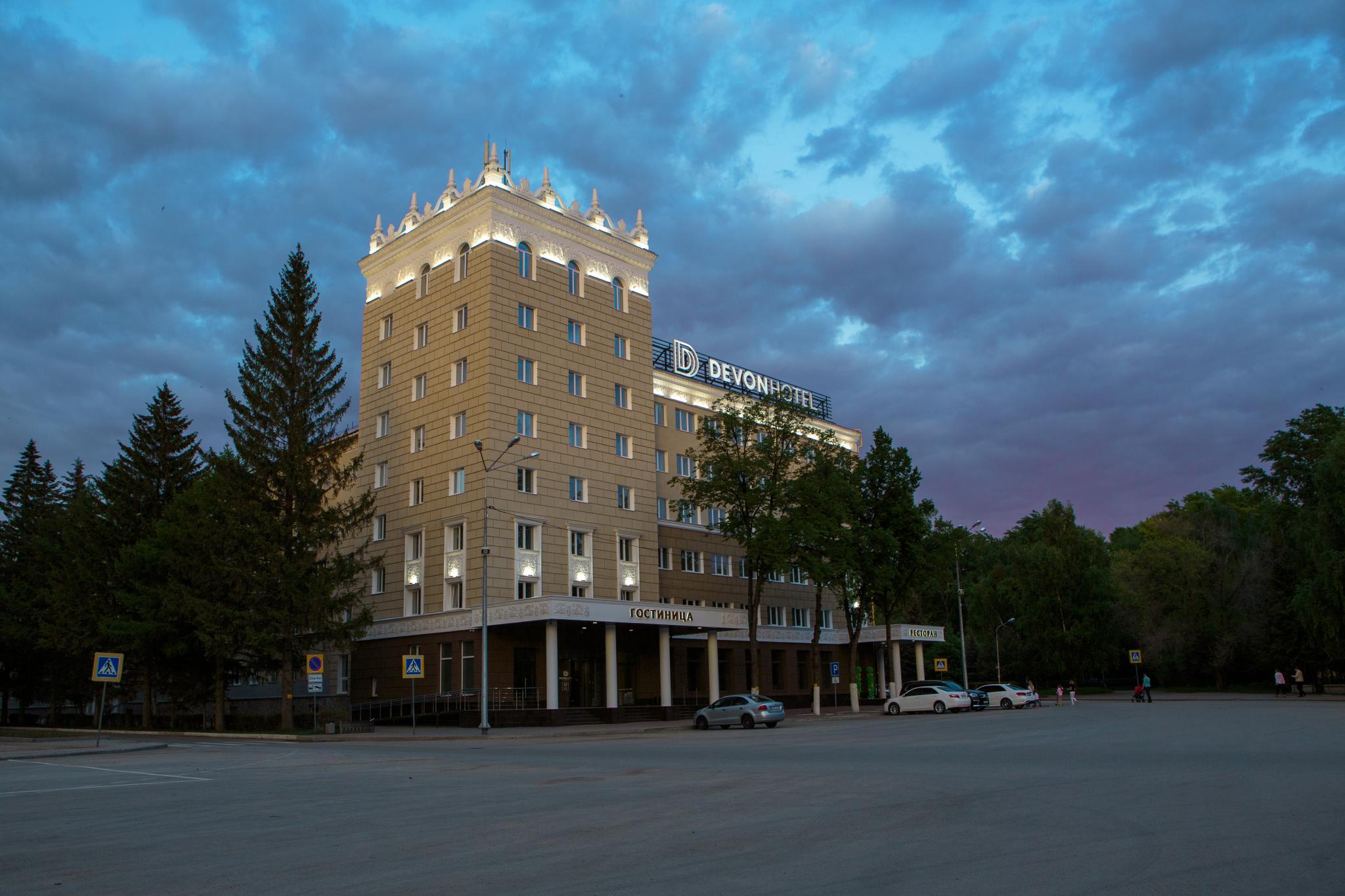 Фото Devon Hotel