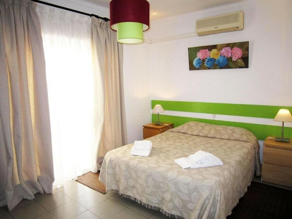 Фото E-Nove Lounge Hostel Caffe