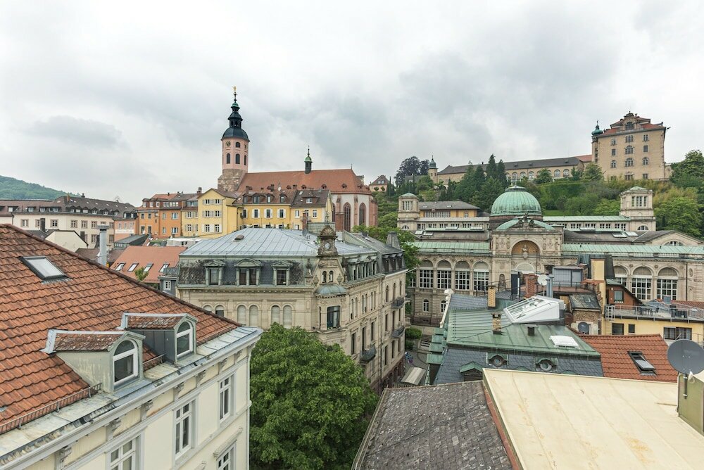 Фото Hotel Quellenhof