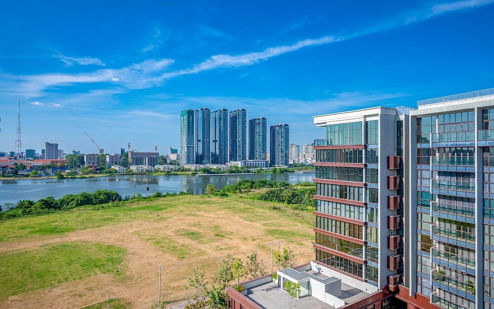 Фото The Metropole Sai Gon Residences